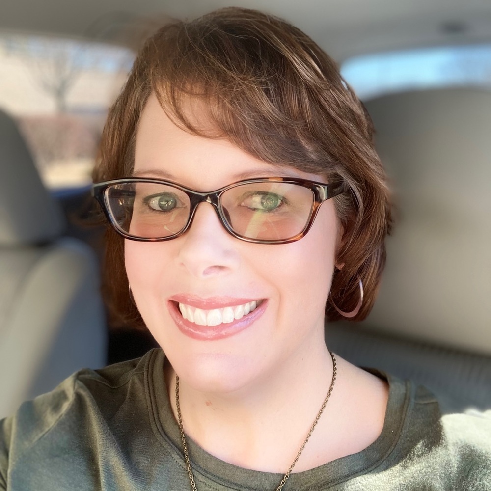 Meet your Posher, Cindy